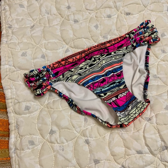 PINK Victoria’s Secret Abstract Print Multicolor Bikini Swimsuit Bottoms